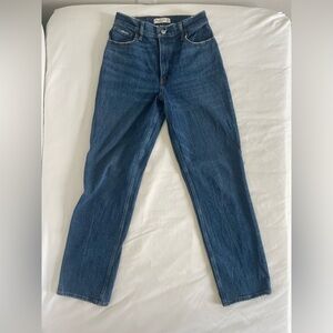 Abercrombie & Fitch Ultra High Rise 90s Straight Jeans